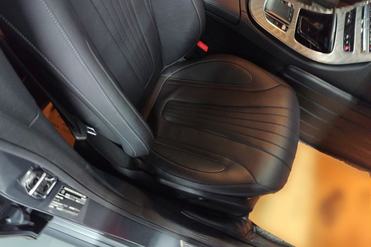 Used Mercedes-Benz CLS 2021 CLS 300 Sport Edition Right Front Seat