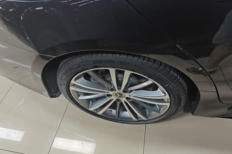 Used Mercedes-Benz CLS 2021 CLS 300 Sport Edition Right Rear Wheel Hub