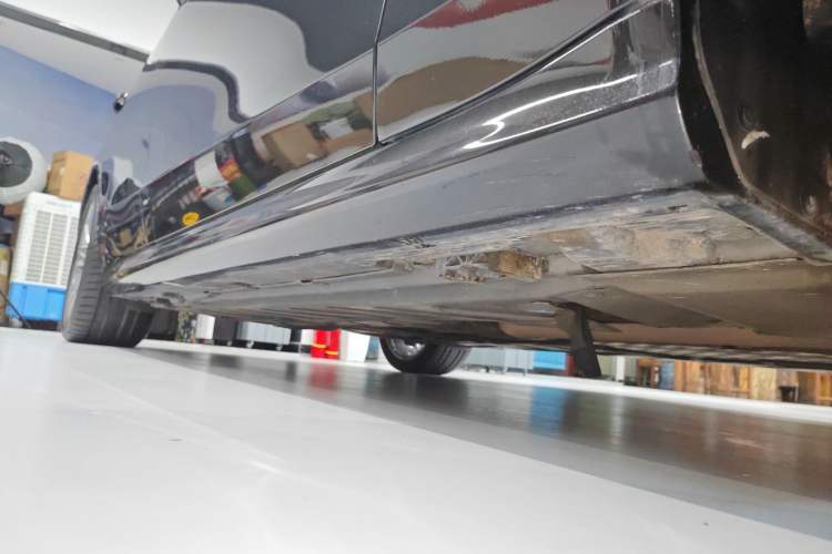 Used Mercedes-Benz CLS 2021 CLS 260 Right Side Sill