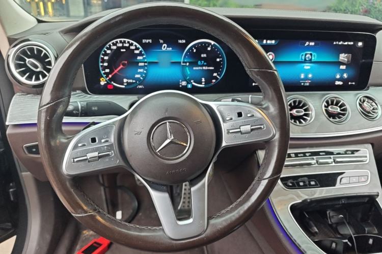 Used Mercedes-Benz CLS 2021 CLS 300 Luxury Model Steering Wheel