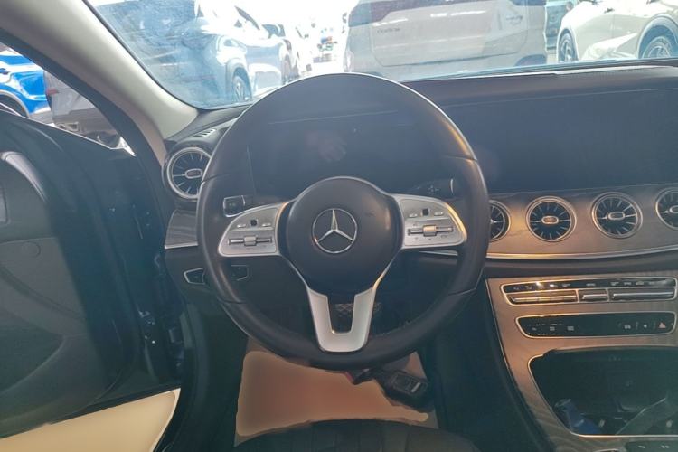Used Mercedes-Benz CLS 2021 CLS 300 Sport Edition Steering Wheel