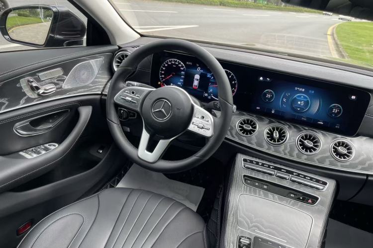 Used Mercedes-Benz CLS 2021 CLS 300 Sport Edition Steering Wheel