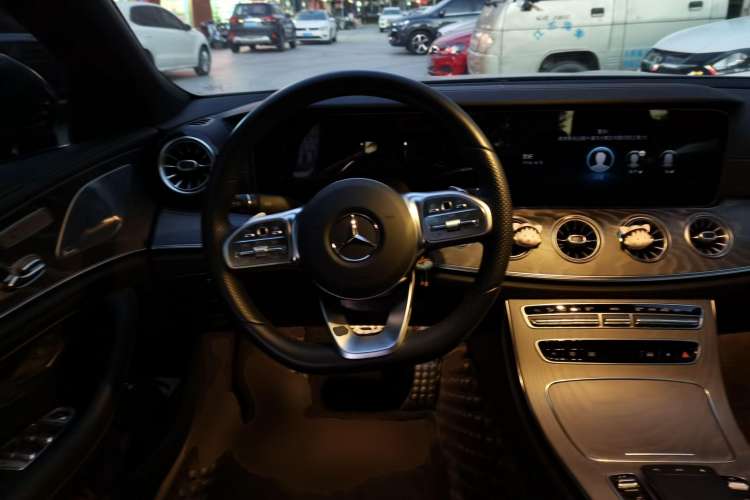 Used Mercedes-Benz CLS 2021 CLS 300 Luxury Model Steering Wheel