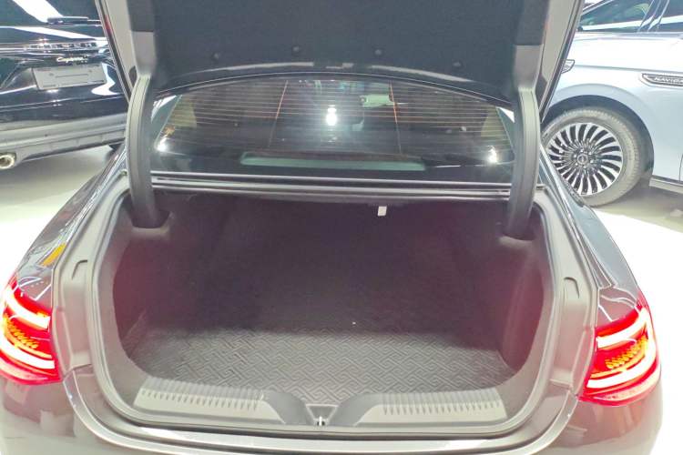 Used Mercedes-Benz CLS 2021 CLS 260 Trunk