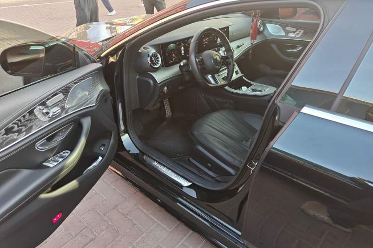 Used Mercedes-Benz CLS 2021-Year Restyled CLS 300 Luxury Edition Driver Seat