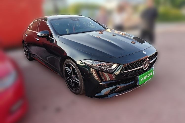 Used Mercedes-Benz CLS 2021-Year Restyled CLS 300 Luxury Edition Front Right 45 Deg