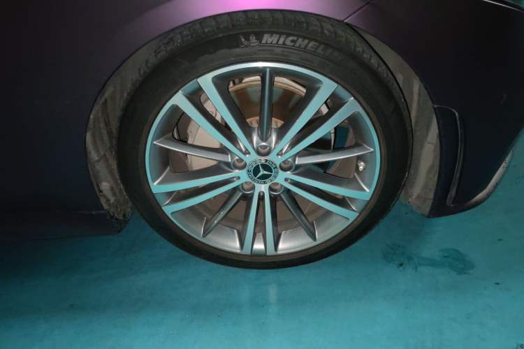 Used Mercedes-Benz CLS 2021 CLS 300 Sport Edition Right Front Wheel Hub