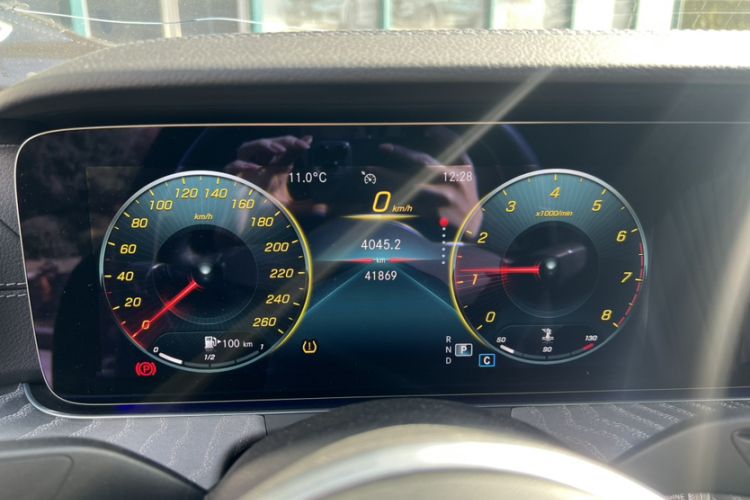 Used Mercedes-Benz CLS 2021 CLS 300 Sport Edition Odometer Close Up