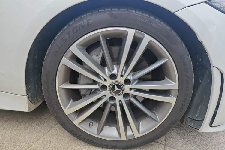 Used Mercedes-Benz CLS 2021 CLS 300 Sport Edition Right Front Wheel Hub