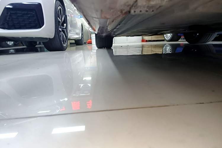 Used Mercedes-Benz CLS 2021 CLS 350 4MATIC Right Side Sill