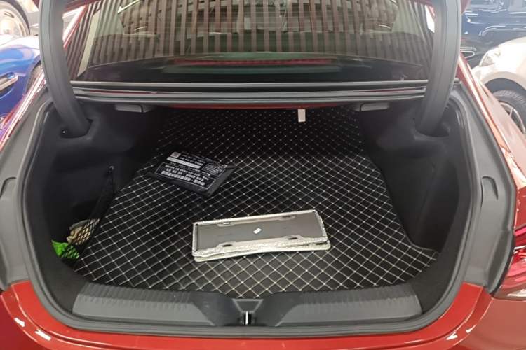 Used Mercedes-Benz CLS 2021 CLS 350 4MATIC Trunk