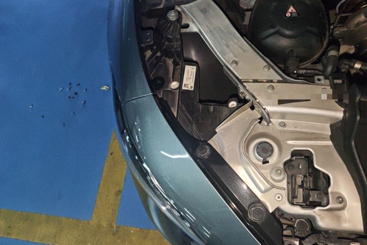 Used Mercedes-Benz CLS 2021 CLS 300 Luxury Model Engine Bay Right