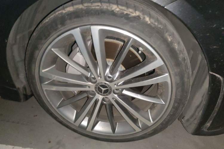 Used Mercedes-Benz CLS 2021 CLS 300 Sport Edition Right Front Wheel Hub