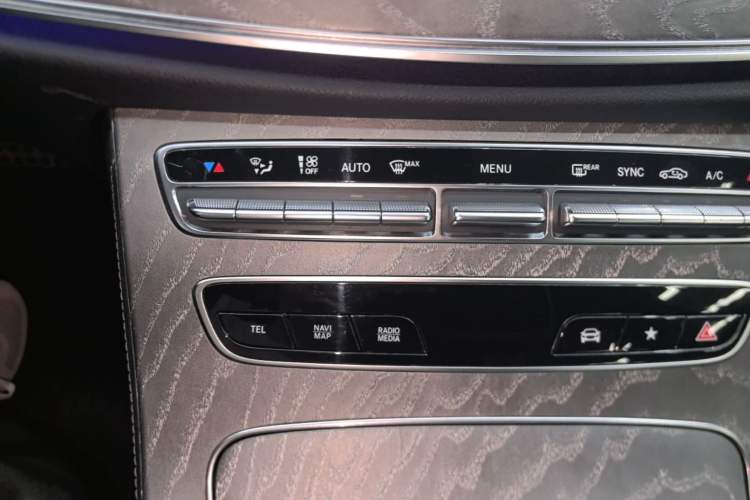Used Mercedes-Benz CLS 2021 CLS 300 Luxury Model Audio And AC Panel