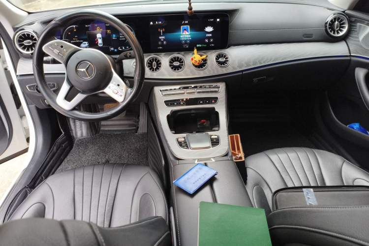 Used Mercedes-Benz CLS 2021 CLS 300 Sport Edition Center Console