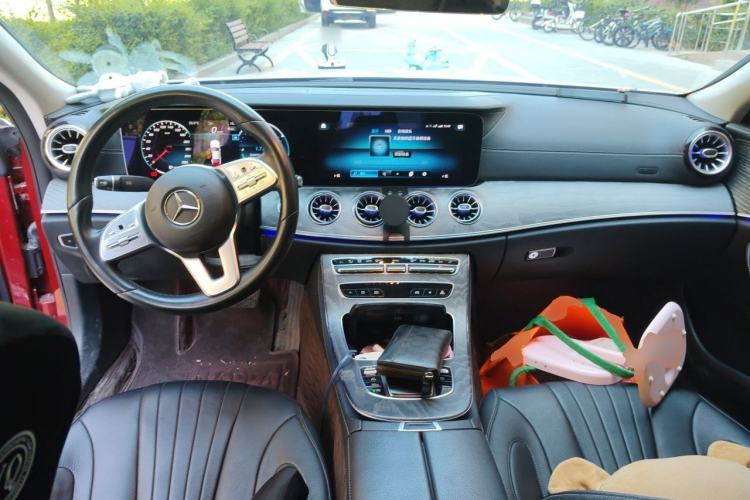 Used Mercedes-Benz CLS 2021 CLS 300 Sport Edition Center Console