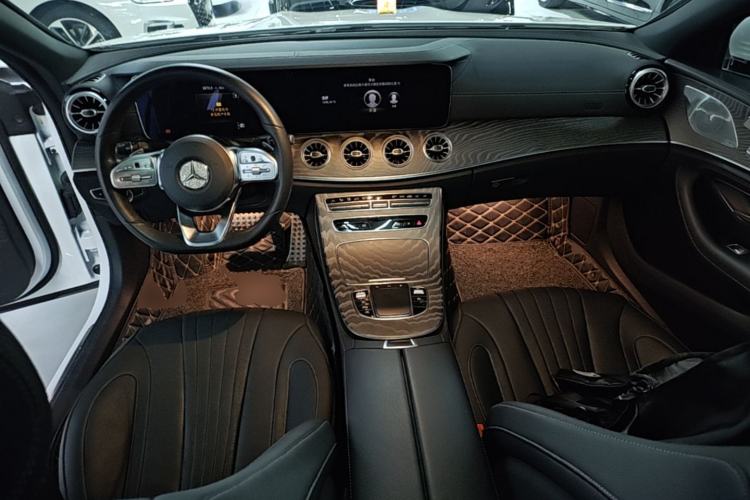 Used Mercedes-Benz CLS 2021 CLS 300 Luxury Model Center Console