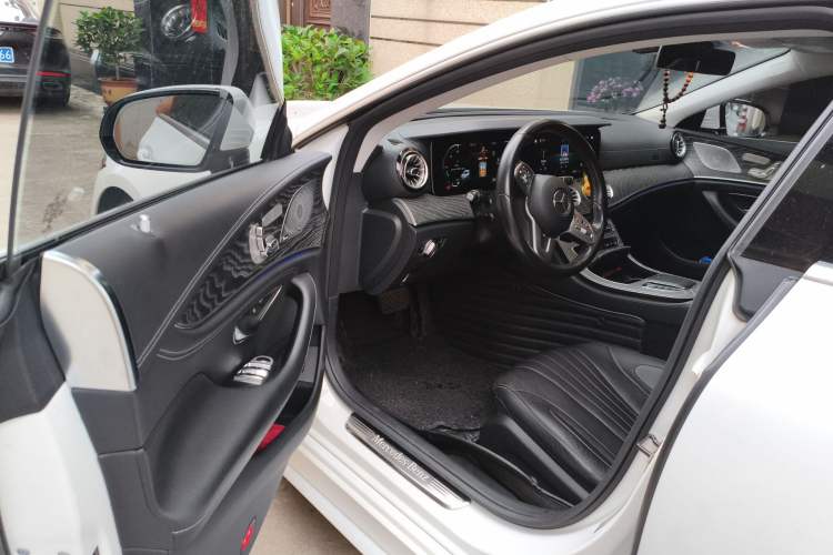 Used Mercedes-Benz CLS 2021 CLS 300 Sport Edition Driver Seat