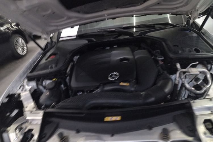 Used Mercedes-Benz CLS 2021 CLS 300 Luxury Model Engine Bay