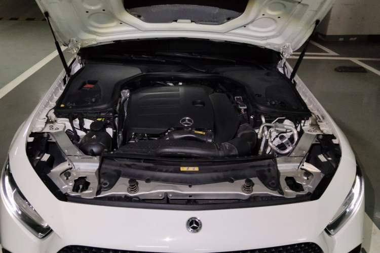 Used Mercedes-Benz CLS 2021 Refreshed CLS 300 Dynamic Edition Engine Bay