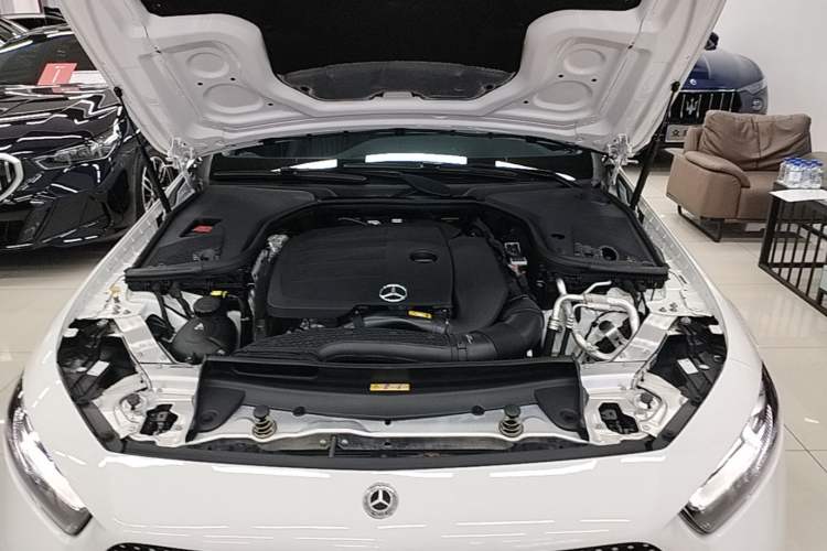 Used Mercedes-Benz CLS 2021 CLS 300 Sport Edition Engine Bay