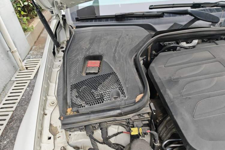 Used Mercedes-Benz CLS 2021 CLS 300 Sport Edition Engine Bay Right