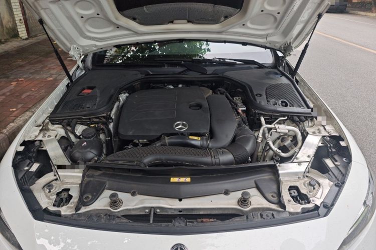 Used Mercedes-Benz CLS 2021 CLS 300 Luxury Model Engine Bay