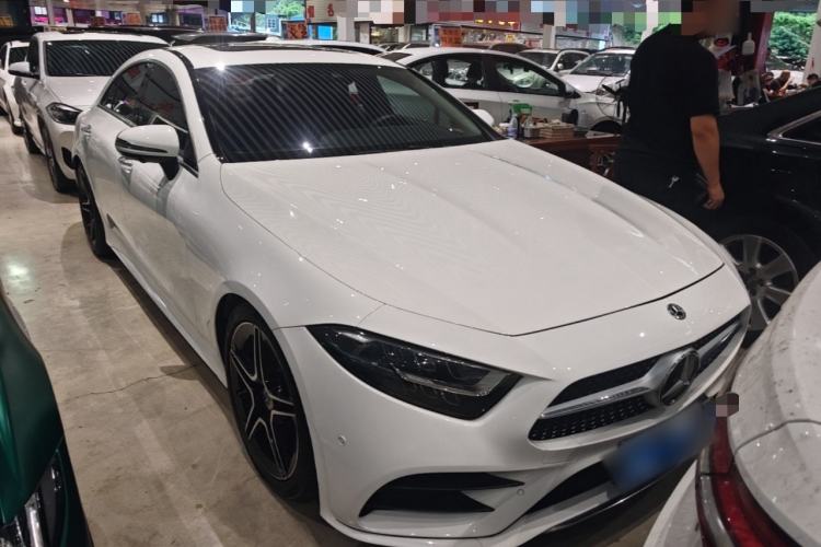 Used Mercedes-Benz CLS 2021 CLS 300 Luxury Model Front Right 45 Deg