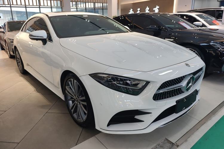 Used Mercedes-Benz CLS 2021 CLS 300 Sport Edition Front Right 45 Deg