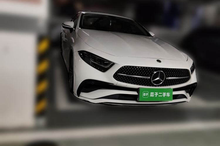 Used Mercedes-Benz CLS 2021 Refreshed CLS 300 Dynamic Edition Front Right 45 Deg