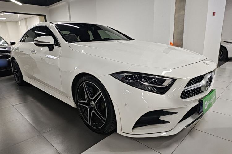 Used Mercedes-Benz CLS 2021 CLS 300 Luxury Model Front Right 45 Deg