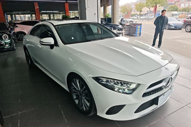 Used Mercedes-Benz CLS 2021 CLS 260 Front Right 45 Deg