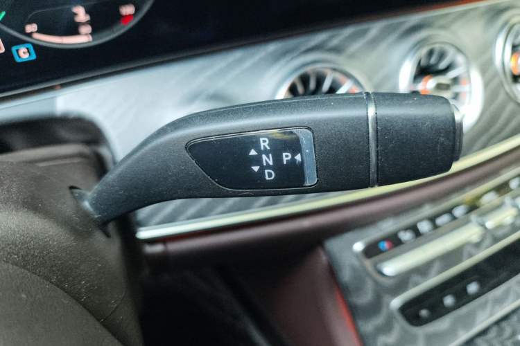 Used Mercedes-Benz CLS 2021 CLS 300 Sport Edition Gear Lever