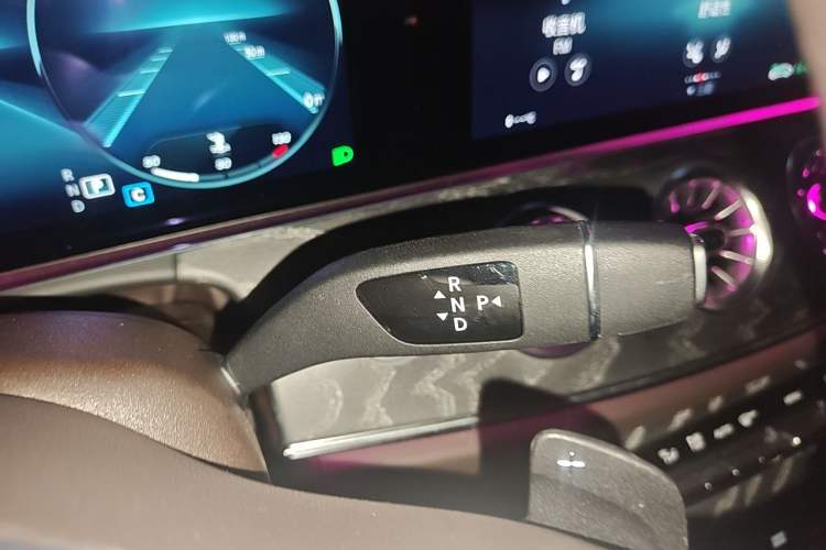 Used Mercedes-Benz CLS 2021 CLS 300 Sport Edition Gear Lever