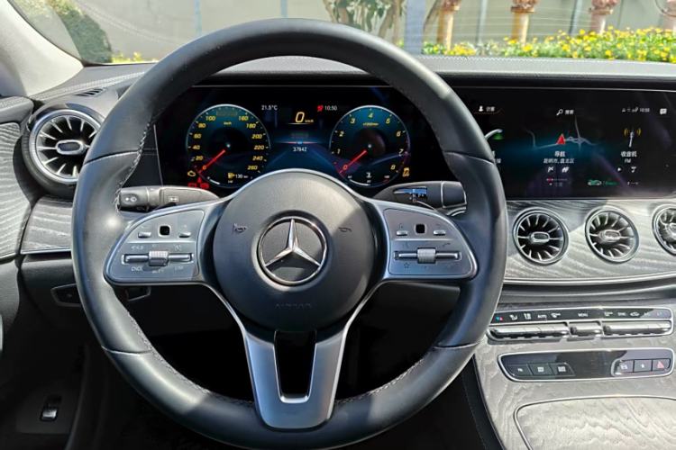 Used Mercedes-Benz CLS 2021 CLS 300 Sport Edition Gear Lever