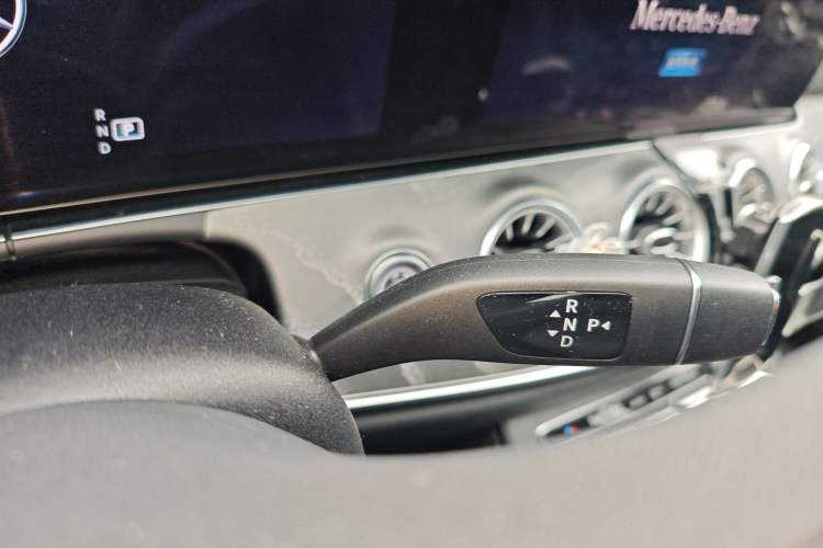 Used Mercedes-Benz CLS 2021 CLS 300 Sport Edition Gear Lever