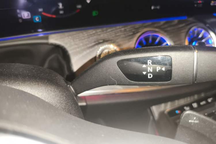 Used Mercedes-Benz CLS 2021 CLS 300 Sport Edition Gear Lever