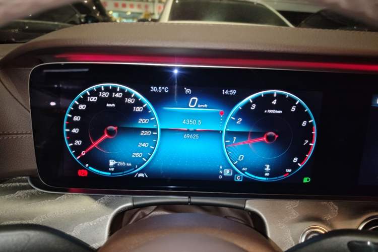 Used Mercedes-Benz CLS 2021 CLS 300 Luxury Model Instrument Cluster