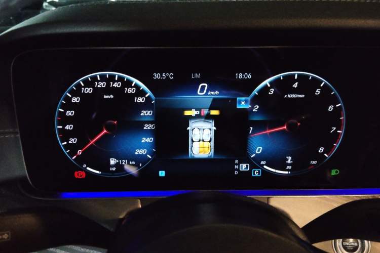 Used Mercedes-Benz CLS 2021 Refreshed CLS 300 Dynamic Edition Instrument Cluster