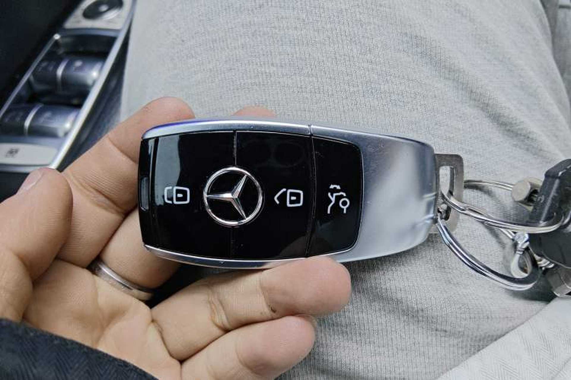 Used Mercedes-Benz CLS 2021 CLS 300 Sport Edition Interior 1