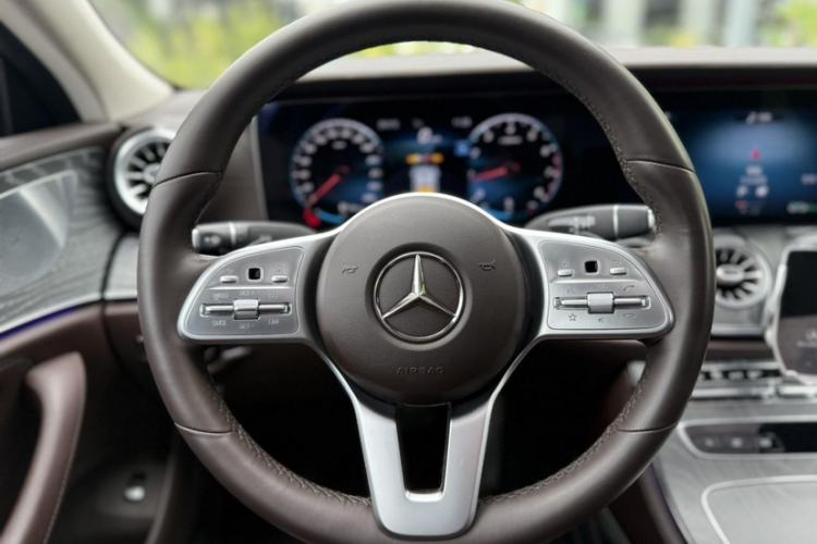 Used Mercedes-Benz CLS 2021 CLS 300 Luxury Model Interior 11