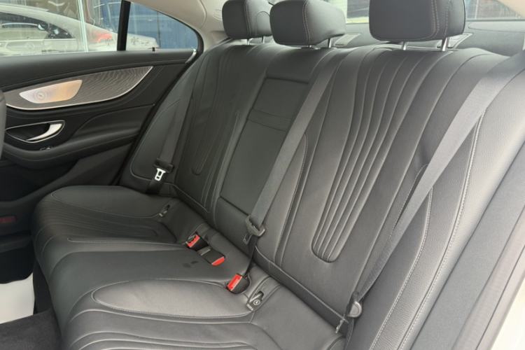 Used Mercedes-Benz CLS 2021 Refreshed CLS 300 Dynamic Edition Interior 2