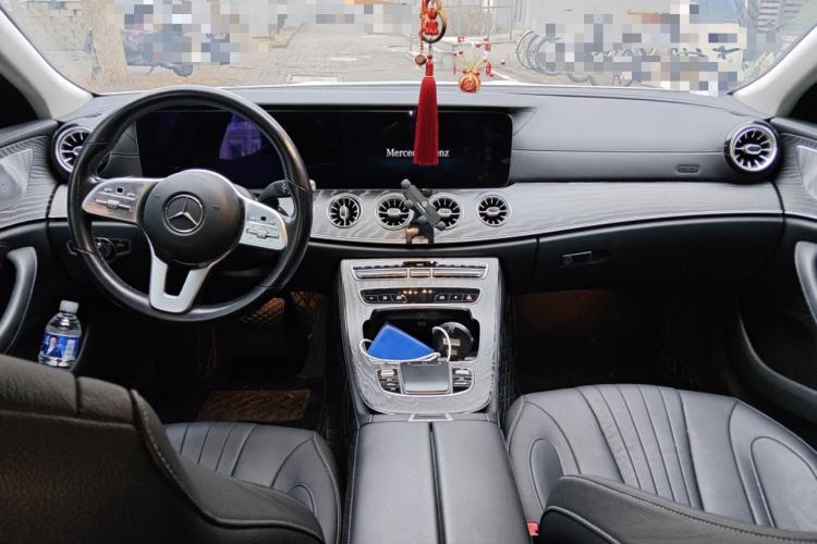 Used Mercedes-Benz CLS 2021 CLS 300 Sport Edition Interior 2