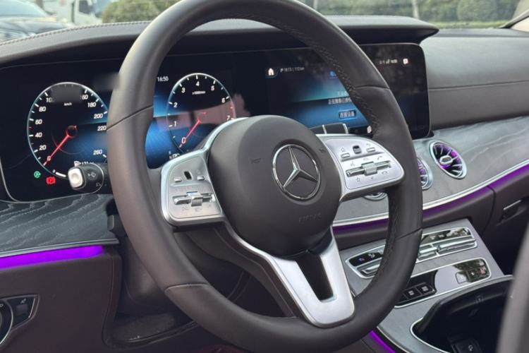 Used Mercedes-Benz CLS 2021 CLS 300 Sport Edition Interior 2
