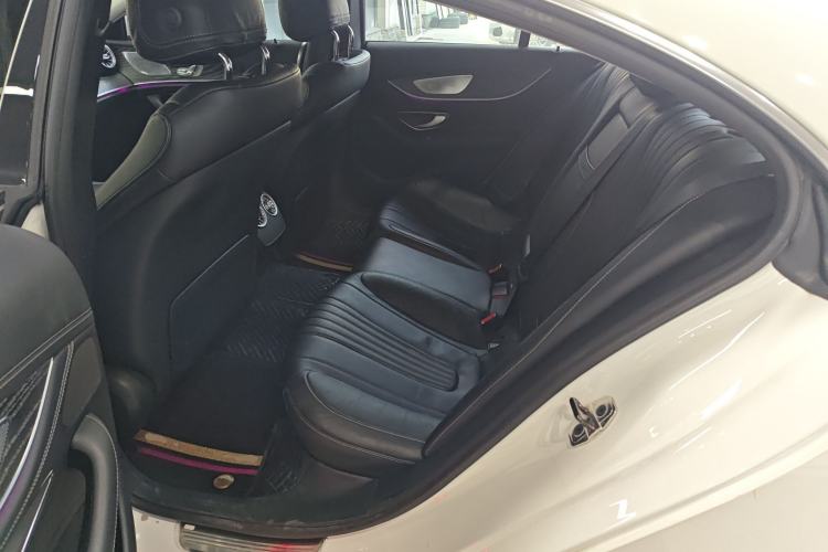 Used Mercedes-Benz CLS 2021 CLS 300 Sport Edition Interior 4