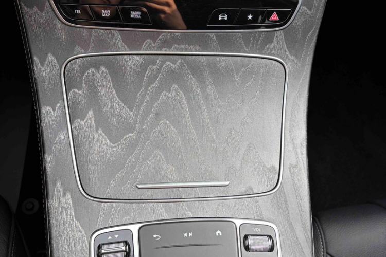 Used Mercedes-Benz CLS 2021 CLS 300 Luxury Model Interior 6