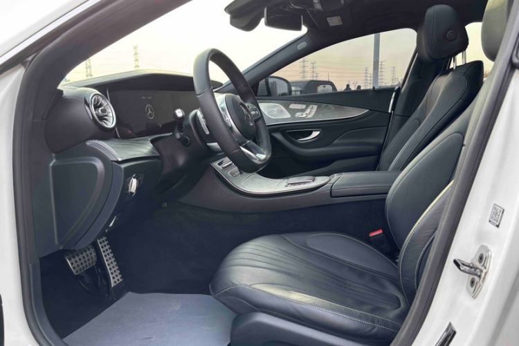 Used Mercedes-Benz CLS 2021 CLS 300 Luxury Model Interior 7