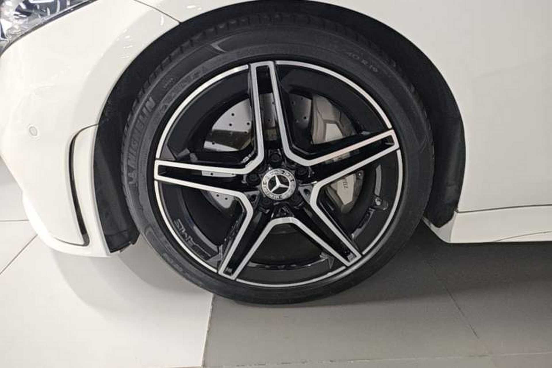 Used Mercedes-Benz CLS 2021 CLS 300 Luxury Model Left Front Wheel Hub