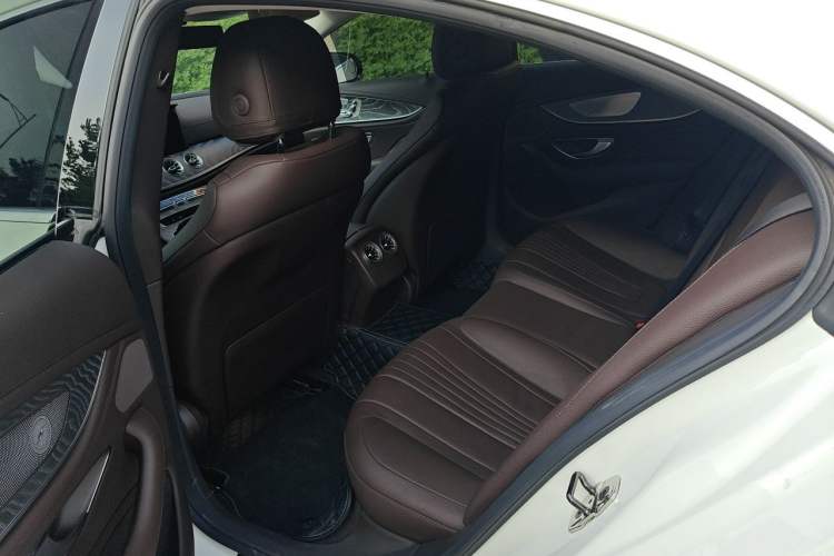 Used Mercedes-Benz CLS 2021 CLS 300 Sport Edition Left Rear Seat