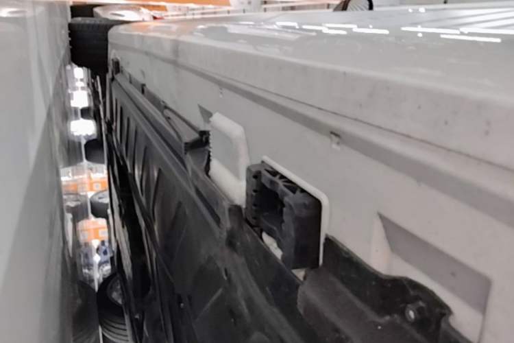 Used Mercedes-Benz CLS 2021 CLS 260 Left Side Sill